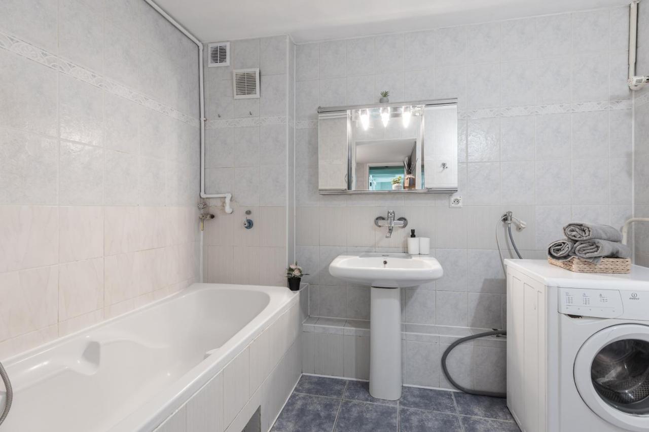 Superapart Marszalkowska 19 Urban Hideaway With Modern Comforts Varsó Kültér fotó